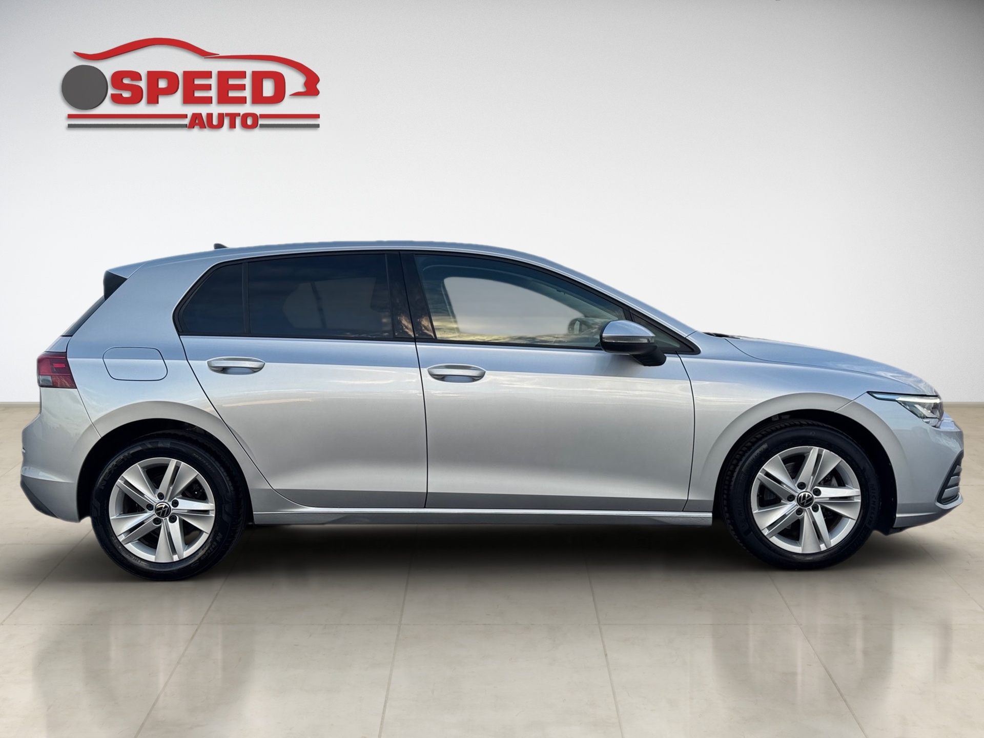 6903ecfa5d1139f97094977c