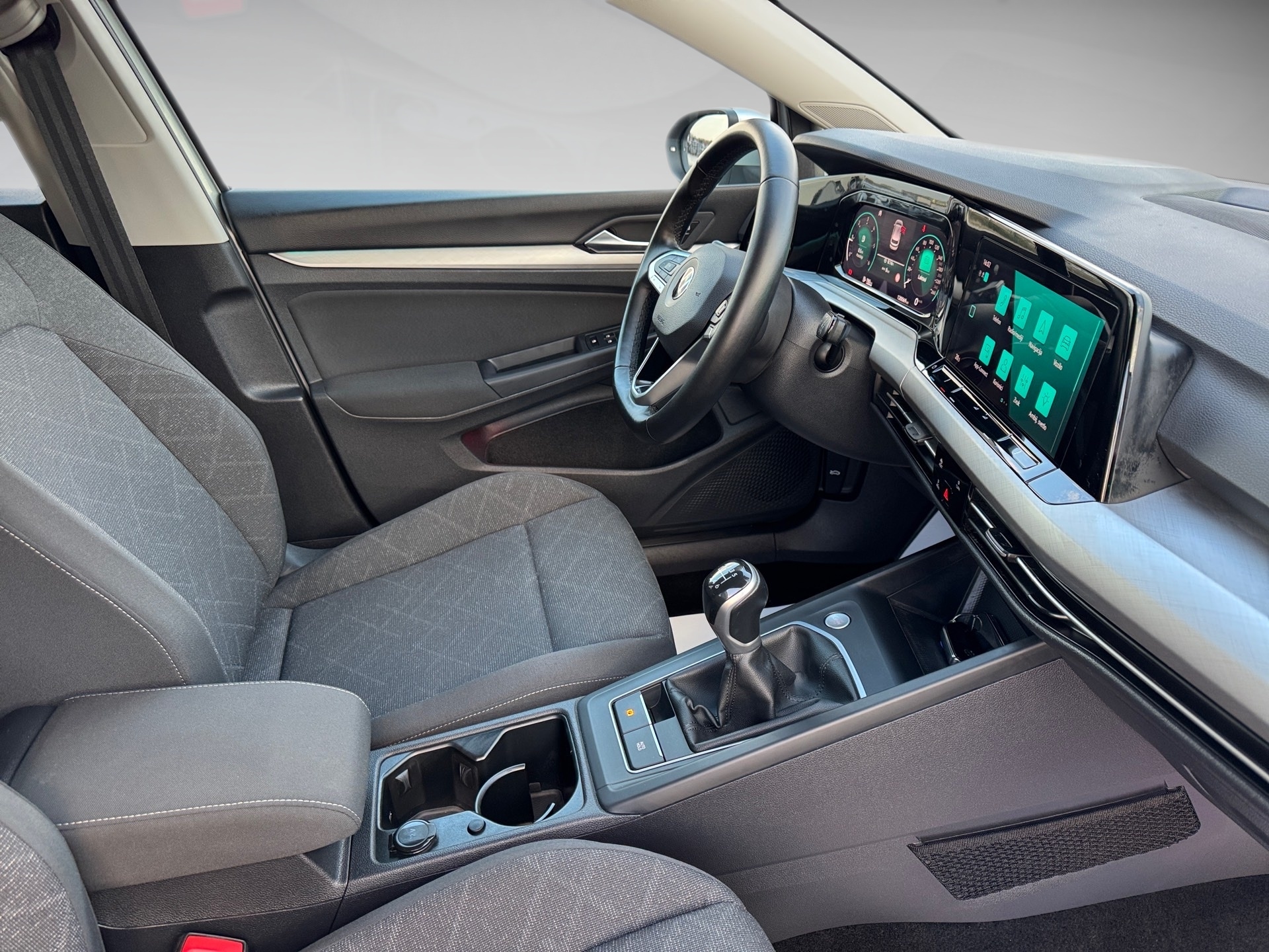 6903ecfa5d1139f97094979d